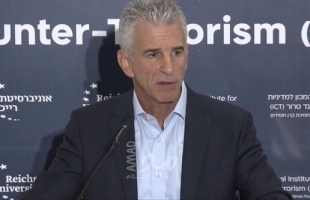 قناة: رئيس الموساد أوصى بضرب إيران وليس الحوثيين