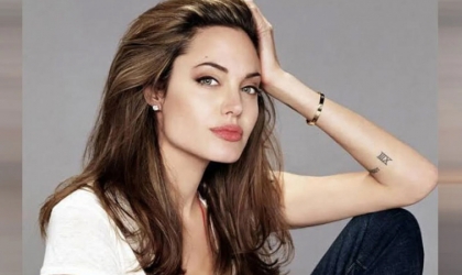 أنجلينا جولي تلجأ للأطباء للحفاظ على شبابها ومكافحة الشيخوخة